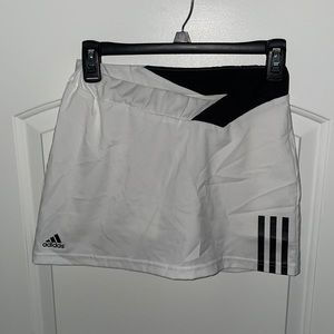 Adidas white tennis skirt